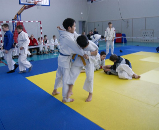 VI  �������� ���������� �� ����� 15