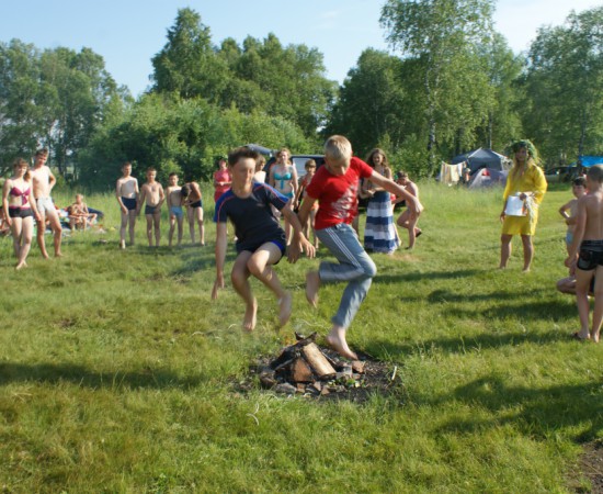 ������ ������ 215