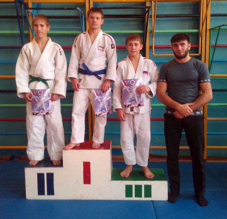 ���������� �� ����� ����� ������ 1999-2003�.�.