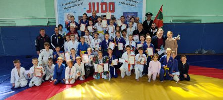 ����������� ������ �� ����� ����������� ���� ������������