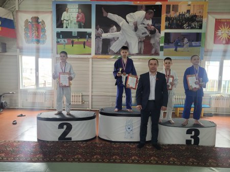 ���������������� ������ ���� �. ��������� �� ������ ����� ����� ������, ����������� ��� ������ � ������� ������������� �����.