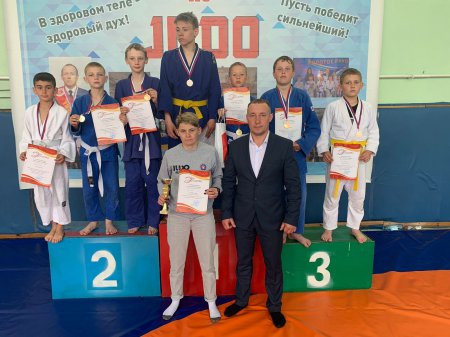 ����������� ������ �� ����� ����� ������ � ������� ����������� ���� ������������